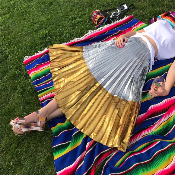 Hi there! 👋 - Picture 3 of 4