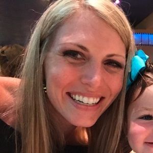 Meet your Posher, Courtney