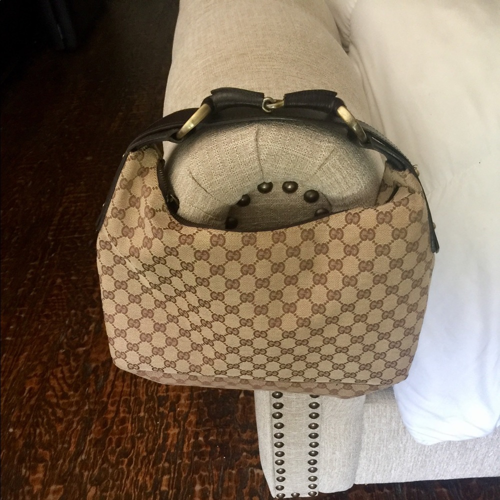 Perfect condition (Gucci) Horsebit hobo handbag