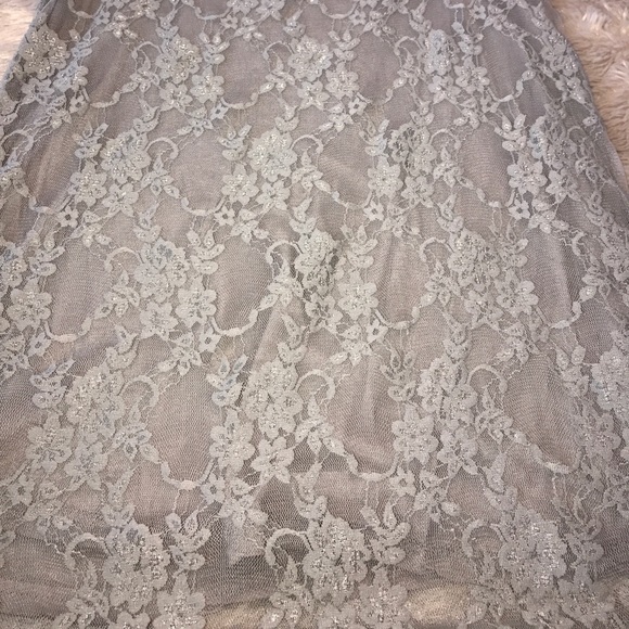 Razor back lace tank - Picture 3 of 4