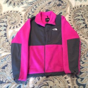 Pink Fleece North Face Jacket - SOLD📣💁🏻