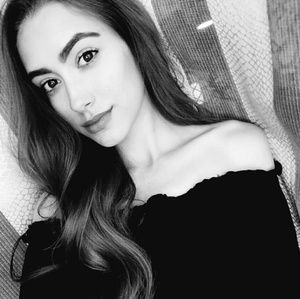 Meet your Posher, Alyssa