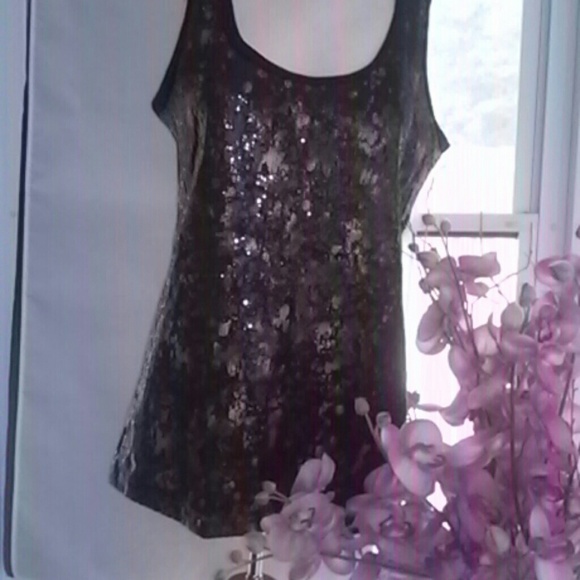 NWOT. Calvin Klein Sequined Tank - Picture 2 of 6