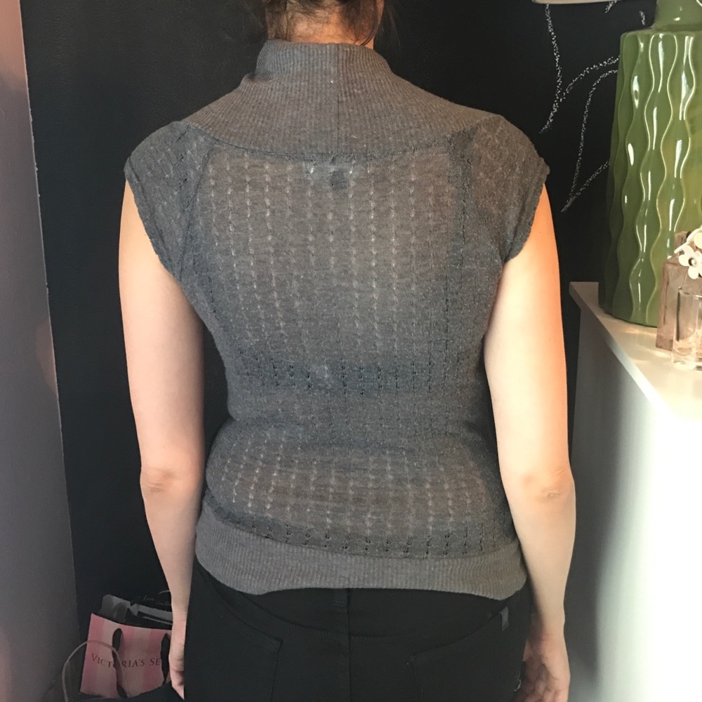 Gray Knit Top - Picture 4 of 5