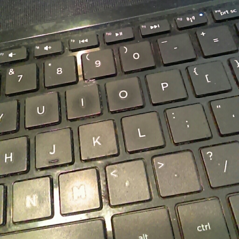 Meet your Posher, Akin