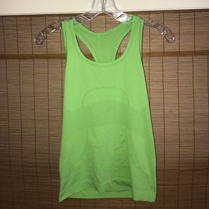 Lululemon tank top