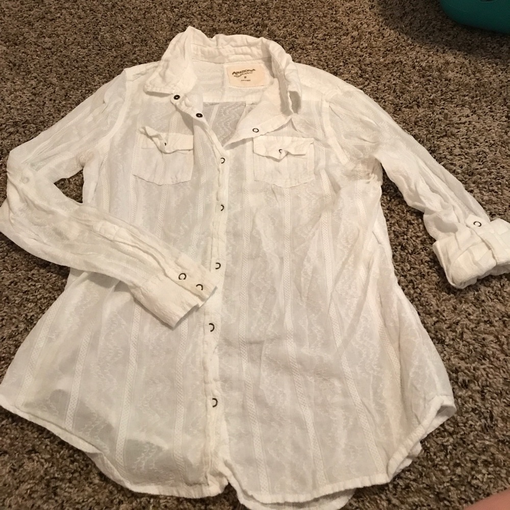 Light weight button up