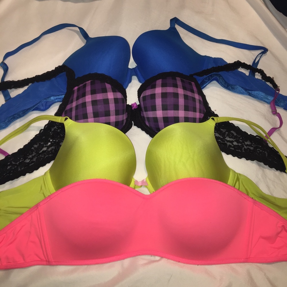 4 Victoria Secret Bras