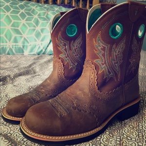 Ariat fatbaby cowgirl boots