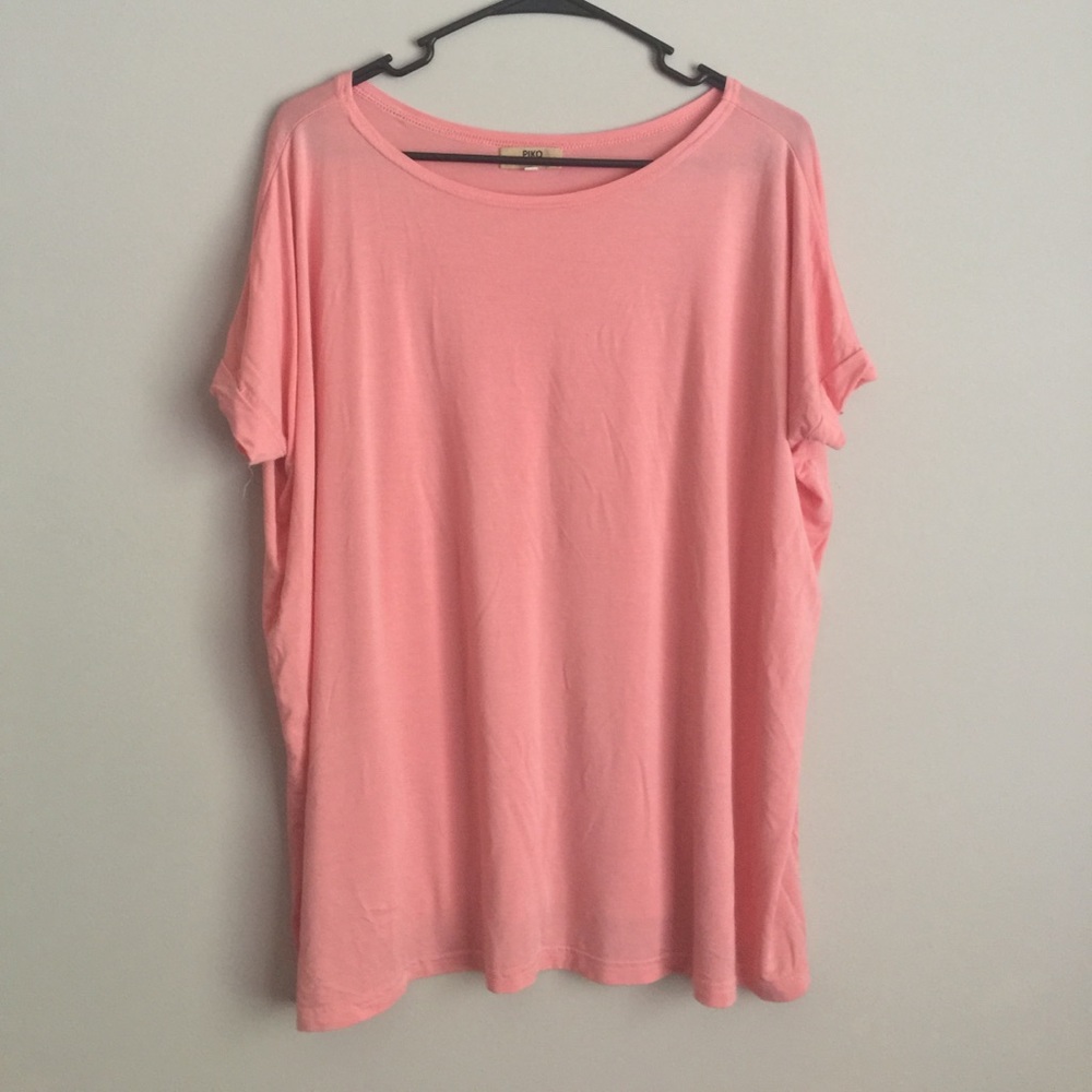 Piko Light Pink Short Sleeve Tunic size Small