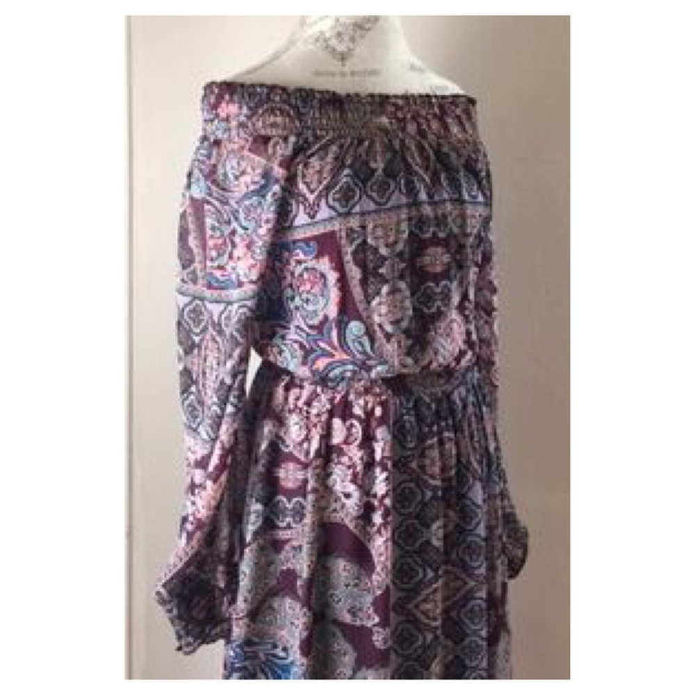 OFF-THE-SHOULDER purple paisley boho highlow dress