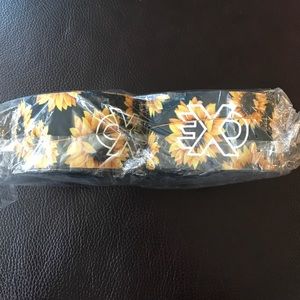 Brand New Exo Knee Wraps