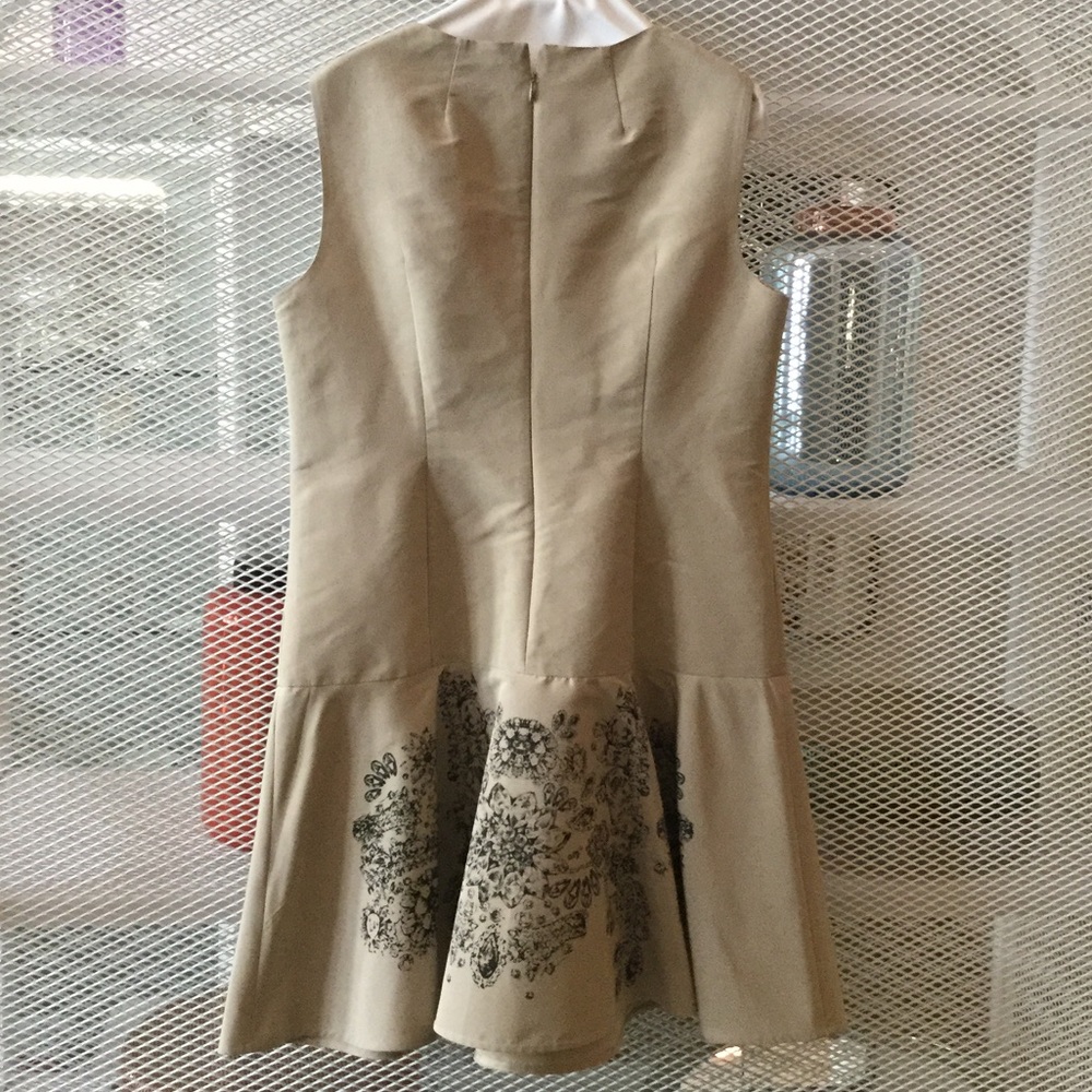 Beautiful never worn Valentino Red Dress! - Picture 3 of 6