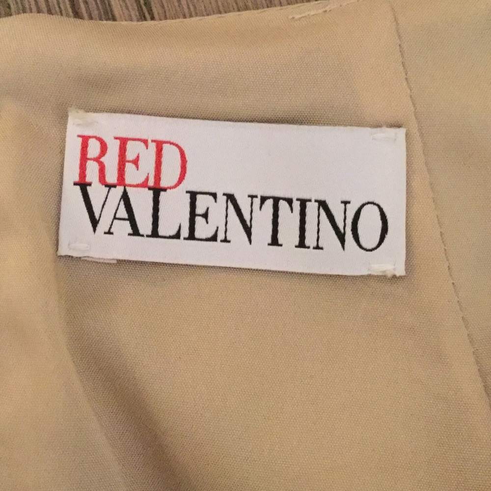 Beautiful never worn Valentino Red Dress! - Picture 5 of 6