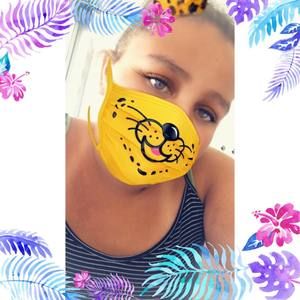 Meet your Posher, Shea