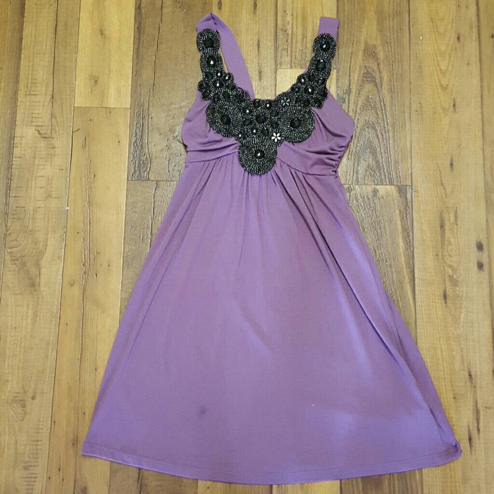 Sleeveless purple dress