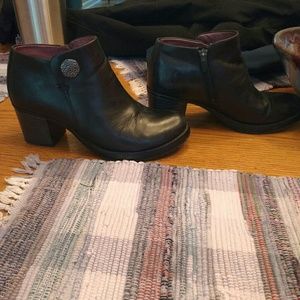Black dansko amelia booties