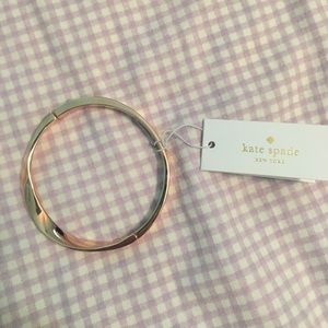 Kate Spade "Do the twist" hinged bangle rose gold
