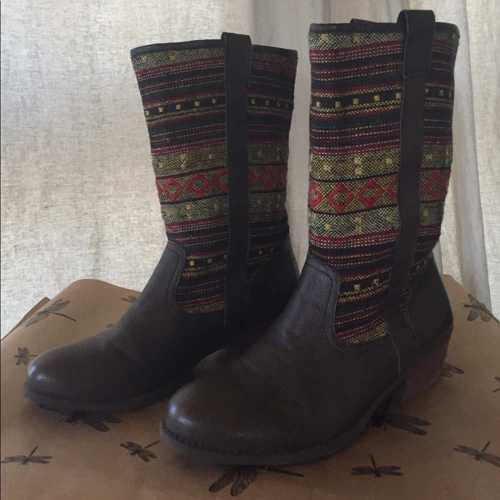 Colorful heeled boots