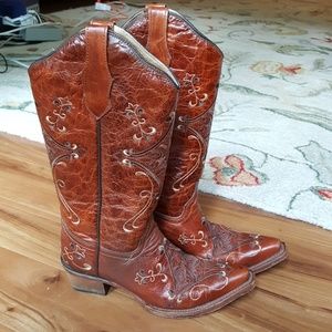 Pointed Toe Cowboy/Western Boots
