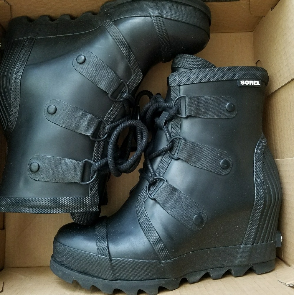 Sale! Sorel rain wedge