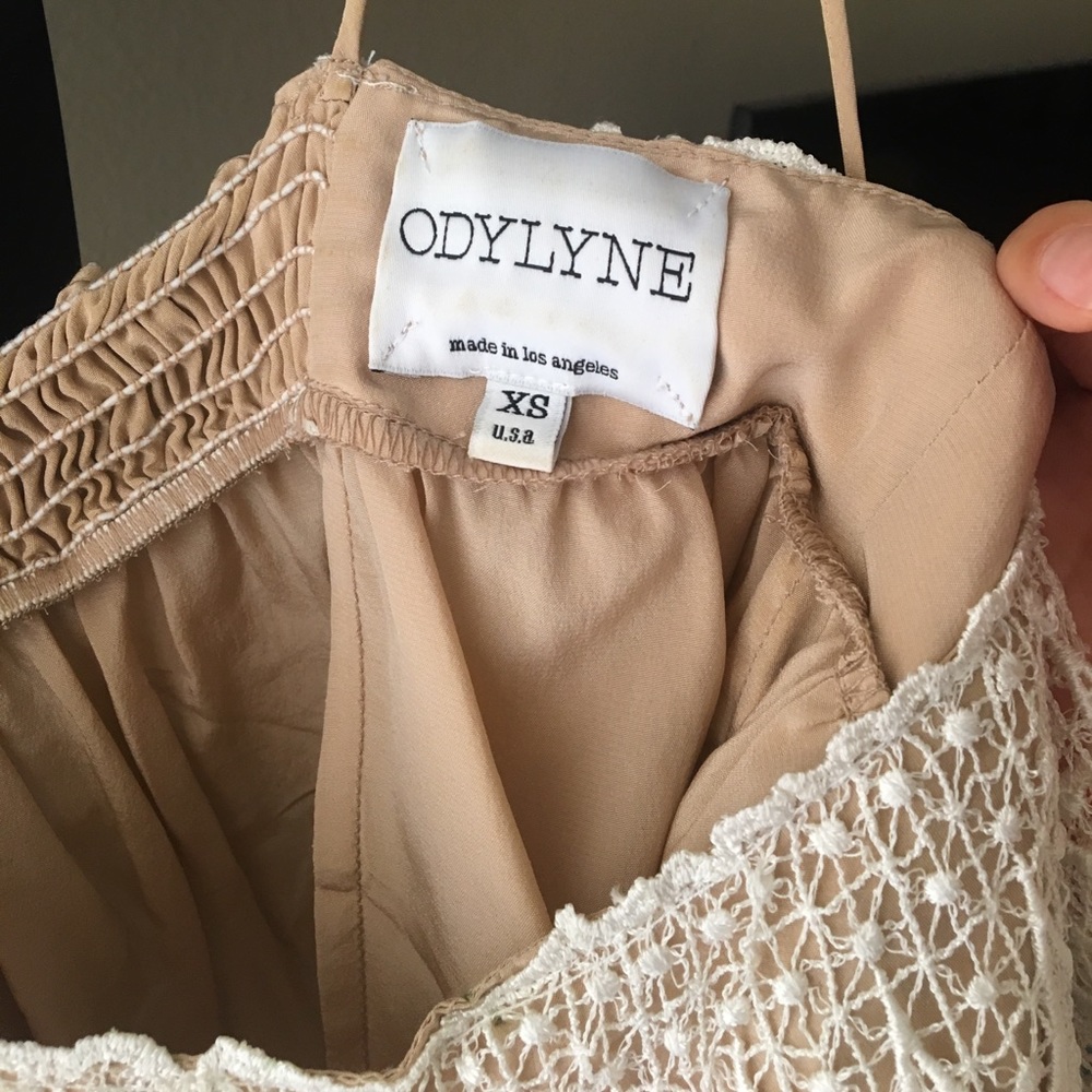 Semi-Sheer flowy crop top - lined at bust - Picture 4 of 6