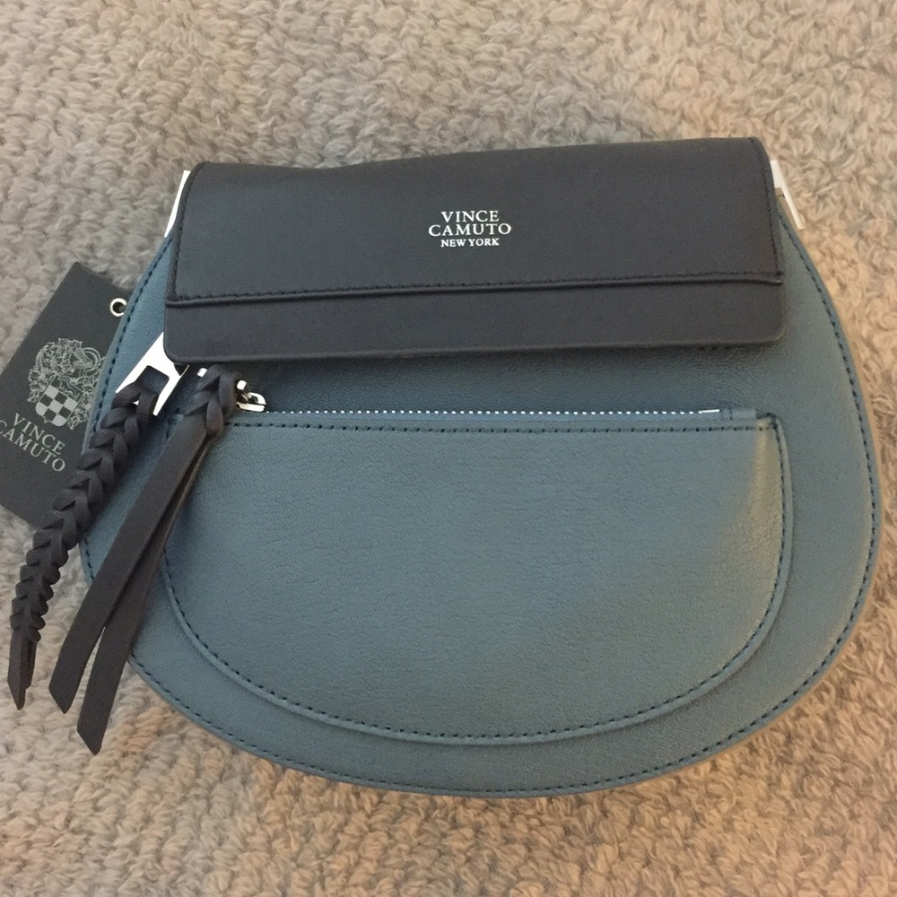❌SOLD❌ VINCE CAMUTO cross body bag