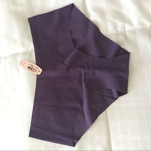 Seamless VS Panties NWT