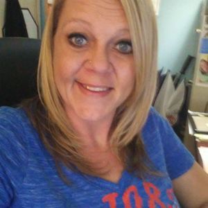 Meet your Posher, Leslie