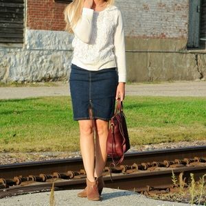 Old Navy Stretch Denim Skirt
