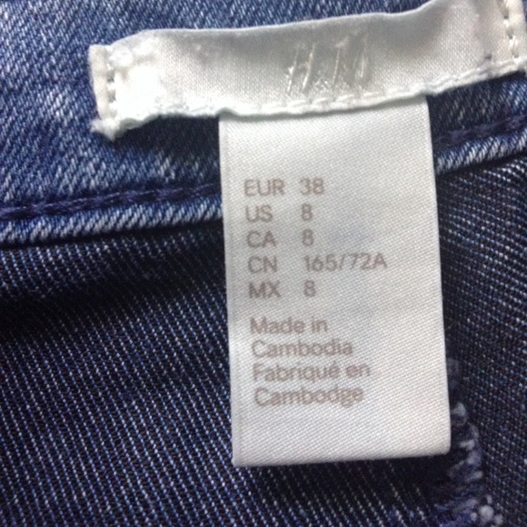 H & M size 8 shorts - Picture 2 of 3