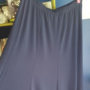 Susan Graver Liquid Knit Navy Skirt