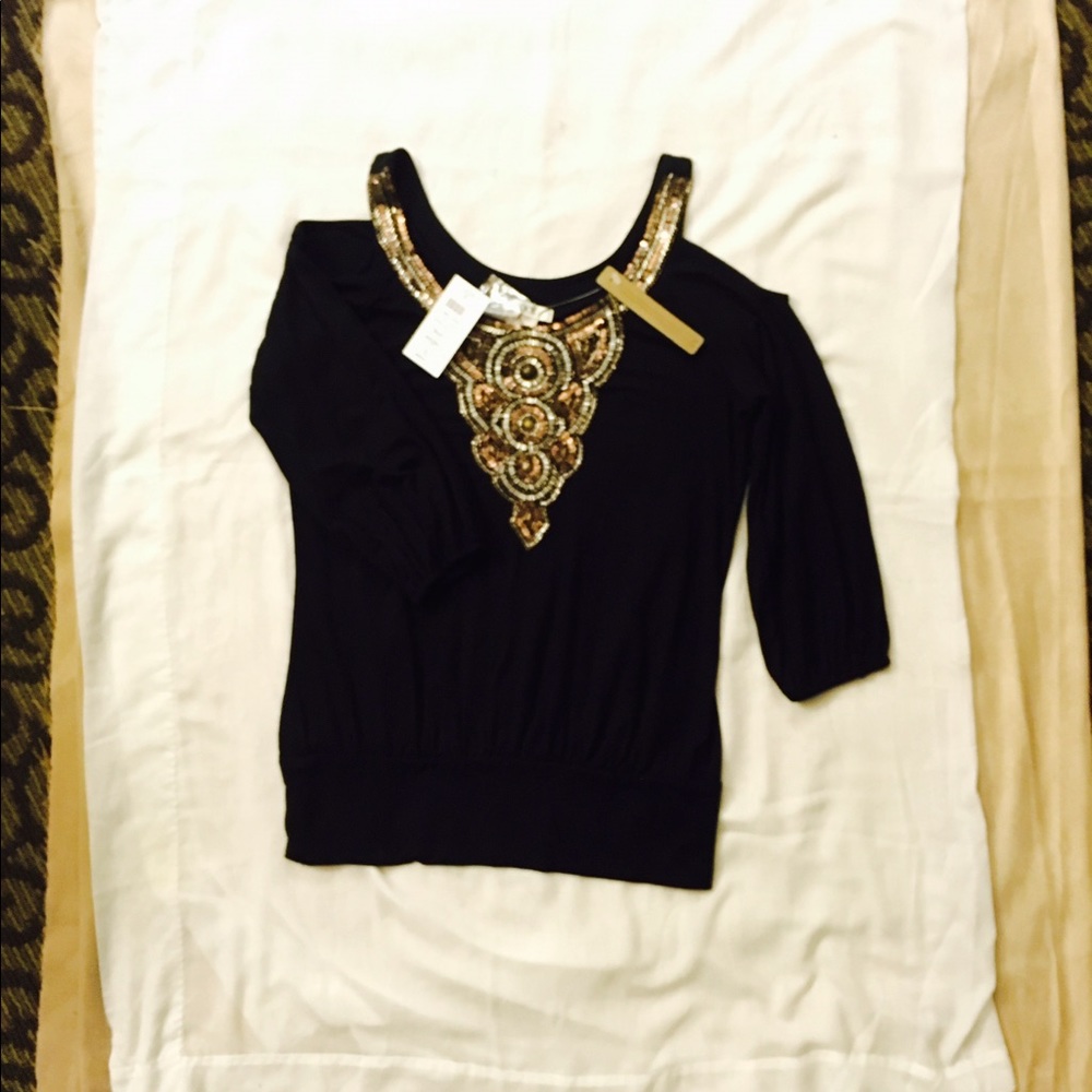 NWT Cache beaded knit open shoulder top