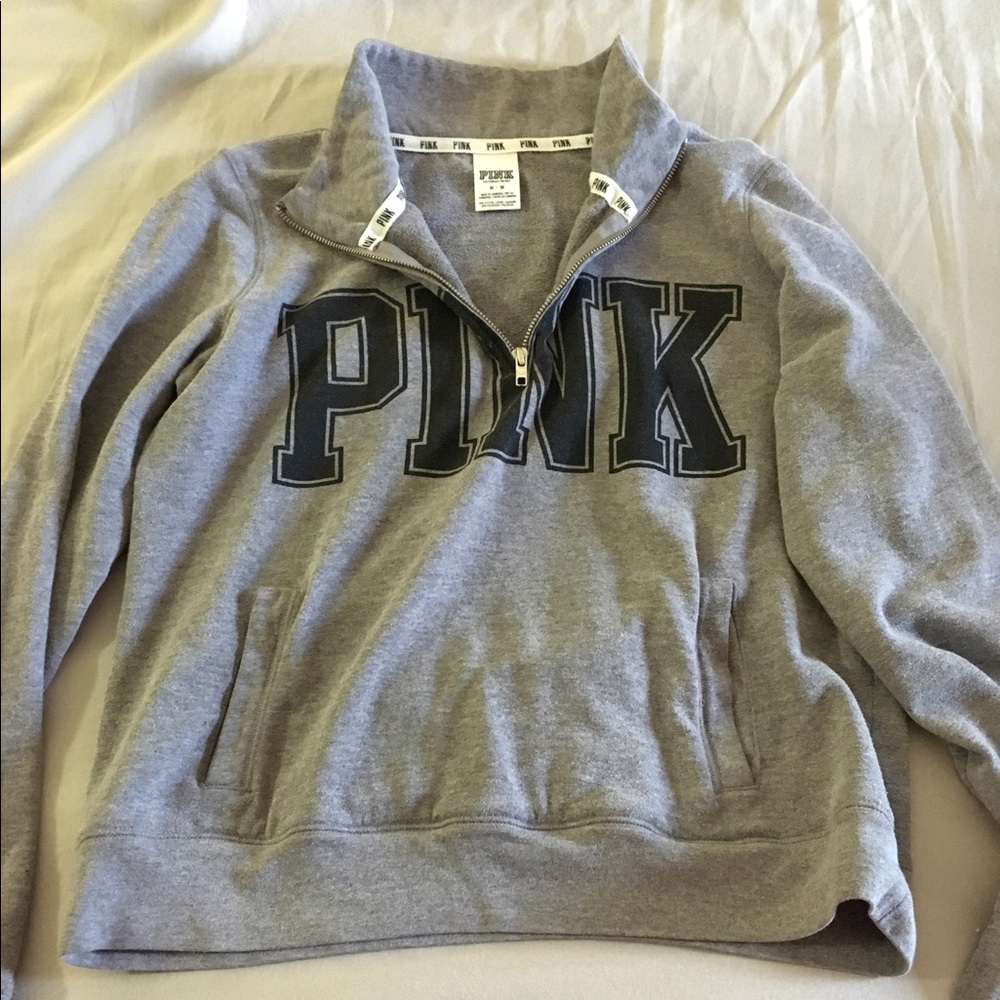 Gray sweatshirt VS pink
