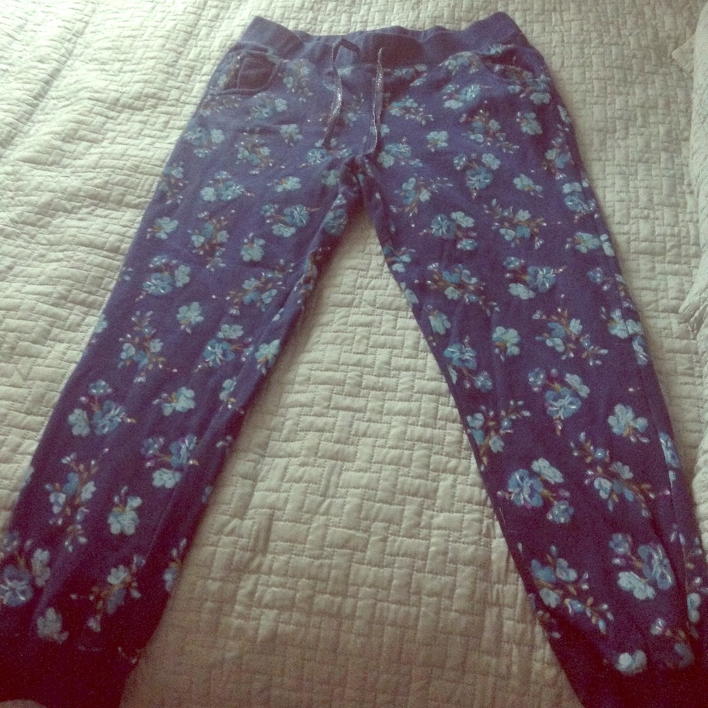 C R B girl sweat pants quarter length size 16 1/2