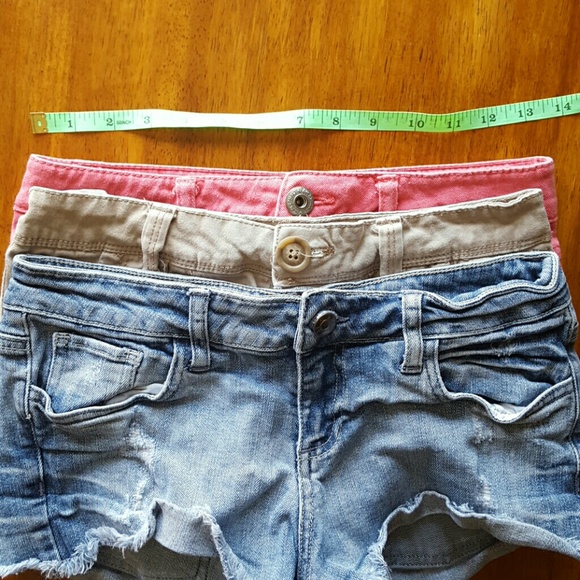 💋3 pairs of jeans shorts bundle - Picture 4 of 8