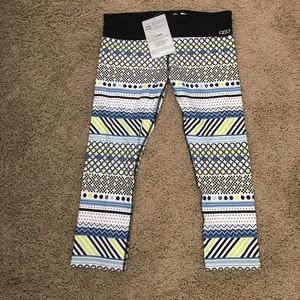 Lorna Jane crops medium new with tags