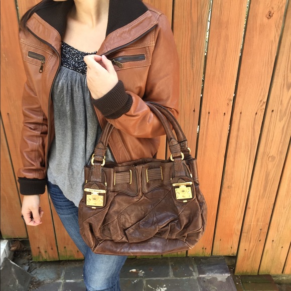 Juicy Couture Handbags - CLEARANCE🔥 Juicy Couture Genuine Leather Purse
