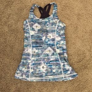 Lululemon tank size 4 new without tags