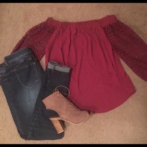Off-the-shoulder Maroon Express Top