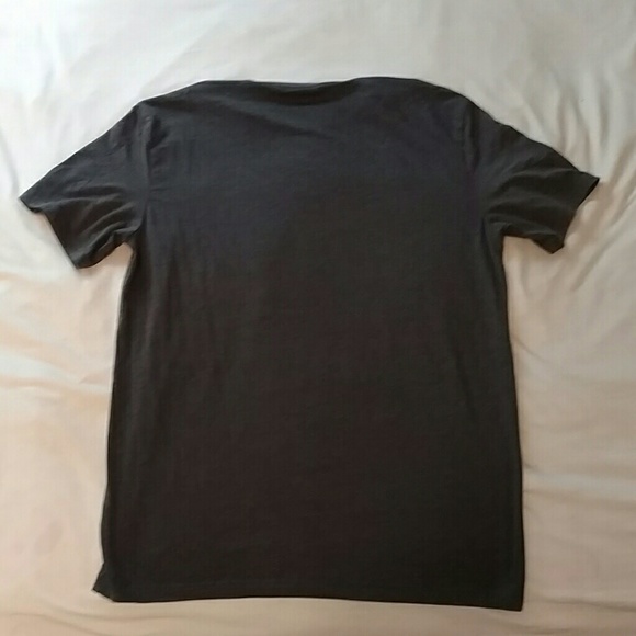 Express T-Shirt - Picture 2 of 3