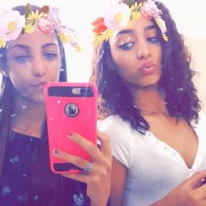 Meet your Posher, Adriana nicole