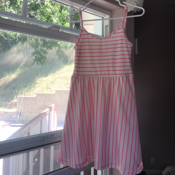 Volcom Pink and White Summer Dress (Size Small) - Picture 3 of 3