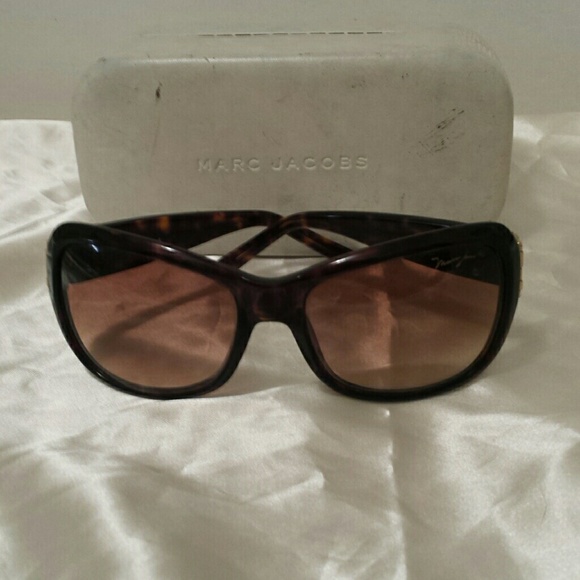 Authentic Marc Jacobs brown tortoise sunglasees