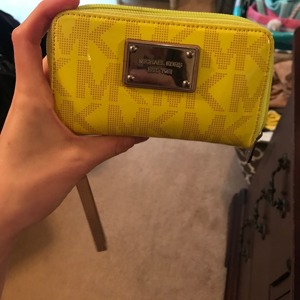 Michael Kors wallet