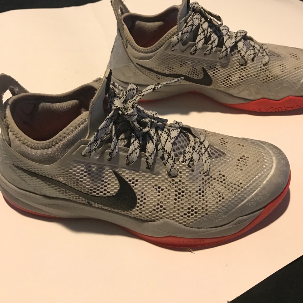 ⚡️SALE⚡️Men's Nike Sneakers