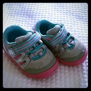 Stride-rite baby girl shoes