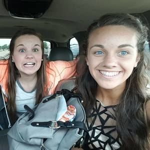 Meet your Posher, Nicole