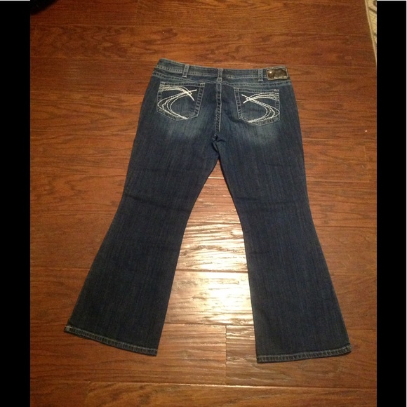 Silver Suki Bootcut Jeans. Size 36. - Picture 3 of 4