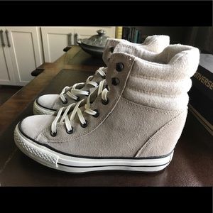 Brand New Wedge Converse